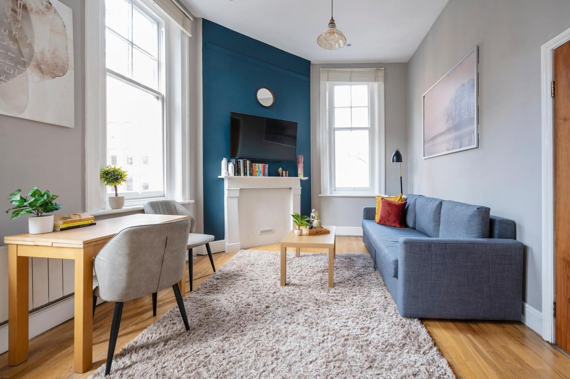 Sunny Corner Apartment In Center Of 런던 외부 사진